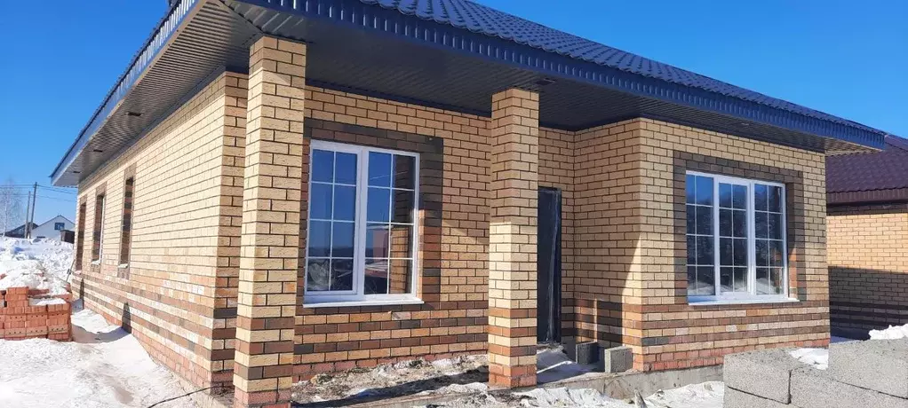 Коттедж в Башкортостан, Уфимский район, Русско-Юрмашский сельсовет, д. ... - Фото 2