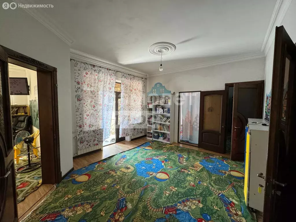 Дом в Хасавюрт, посёлок Восточный, улица С.К. Жадан, 81 (182 м) - Фото 1