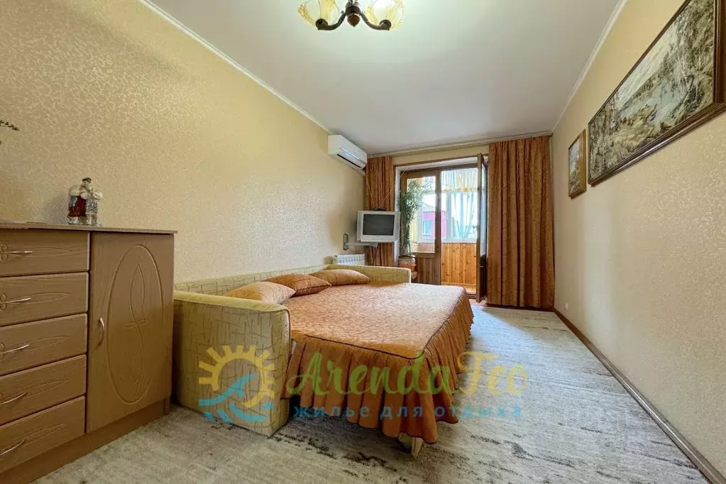 3-к кв. Крым, Феодосия бул. Старшинова, 10 (70.0 м) - Фото 1