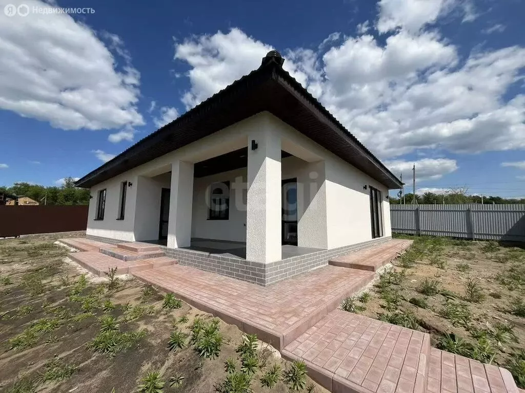 Дом в село Курумоч, Просторная улица (150 м) - Фото 1