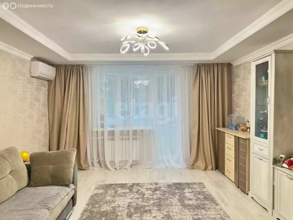 3-комнатная квартира: Симферополь, Ракетная улица, 34 (66.7 м) - Фото 2