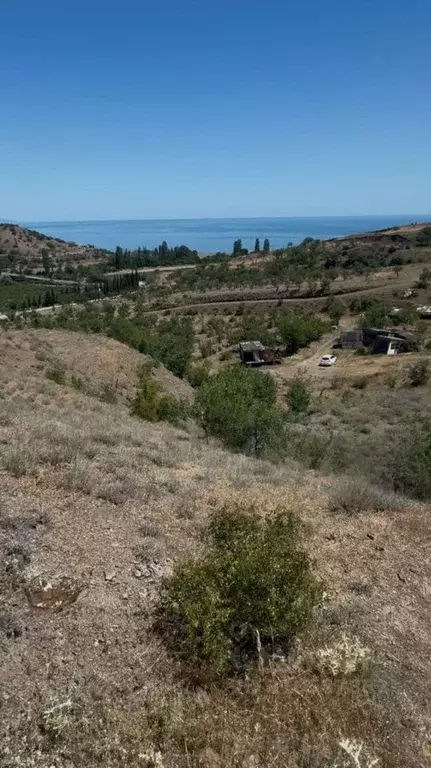 Участок в Крым, Алушта муниципальный округ, с. Приветное  (4.2 сот.) - Фото 0
