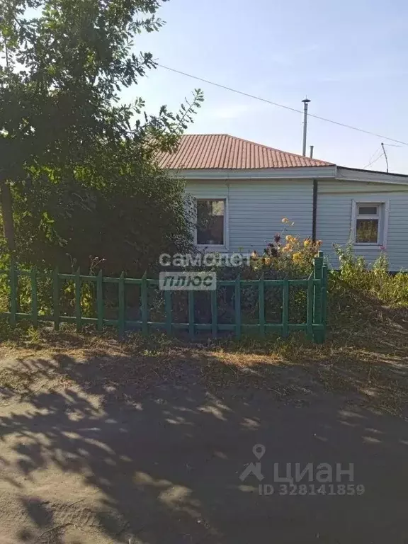 Дом в Омская область, Омск Привокзальный мкр, ул. Кропоткина, 42 (60 ... - Фото 1