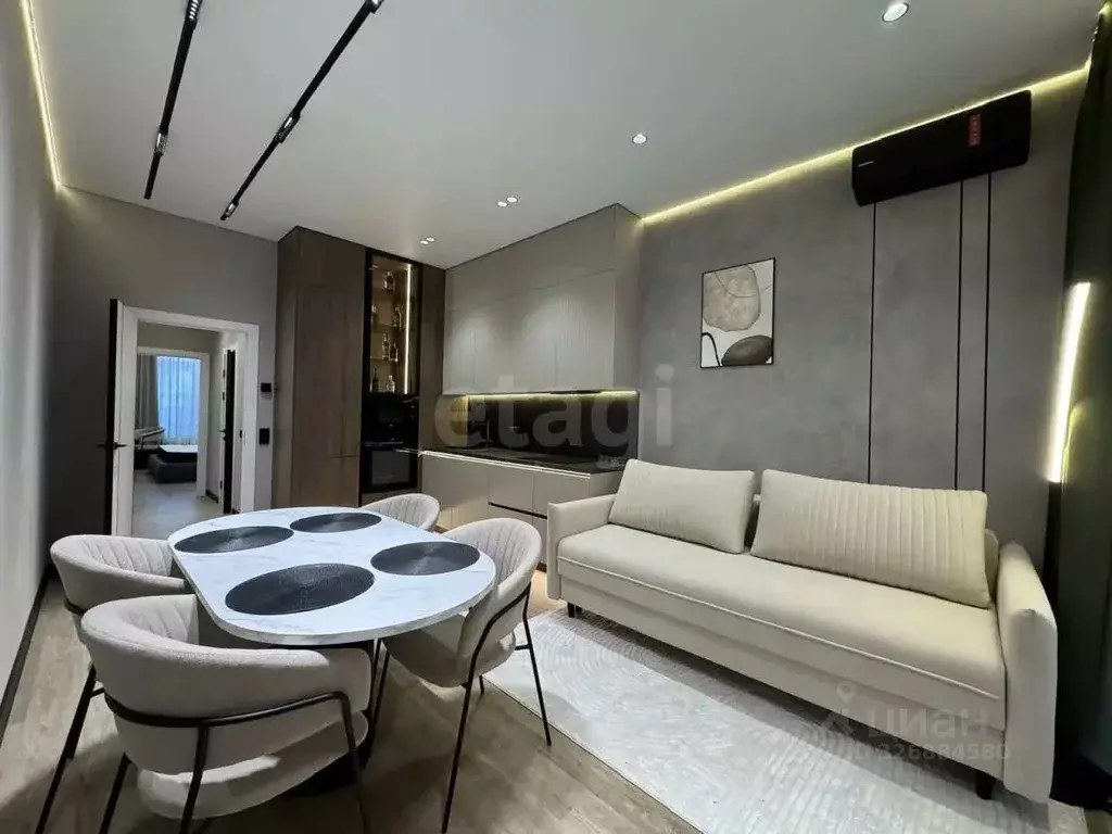 1-к кв. Тюменская область, Тюмень ул. Федюнинского, 30к9 (47.7 м) - Фото 1