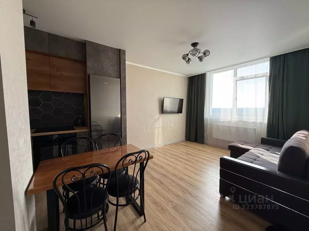 1-к кв. Оренбургская область, Оренбург Уральская ул., 2/16 (38.5 м) - Фото 1