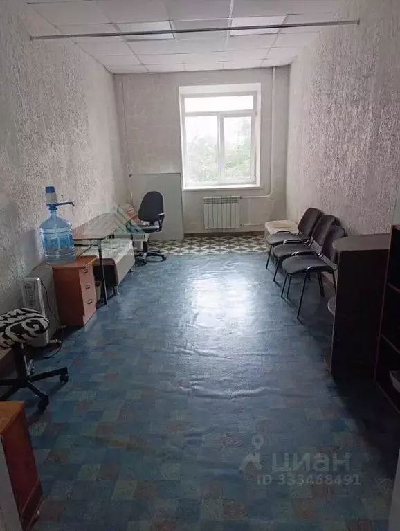Офис в Хакасия, Абакан ул. Чертыгашева, 72 (18 м) - Фото 1
