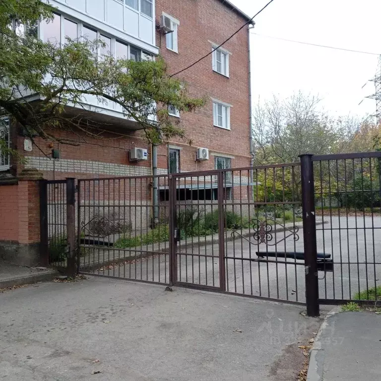 2-к кв. Ростовская область, Таганрог 19-й пер., 124А (50.0 м) - Фото 1