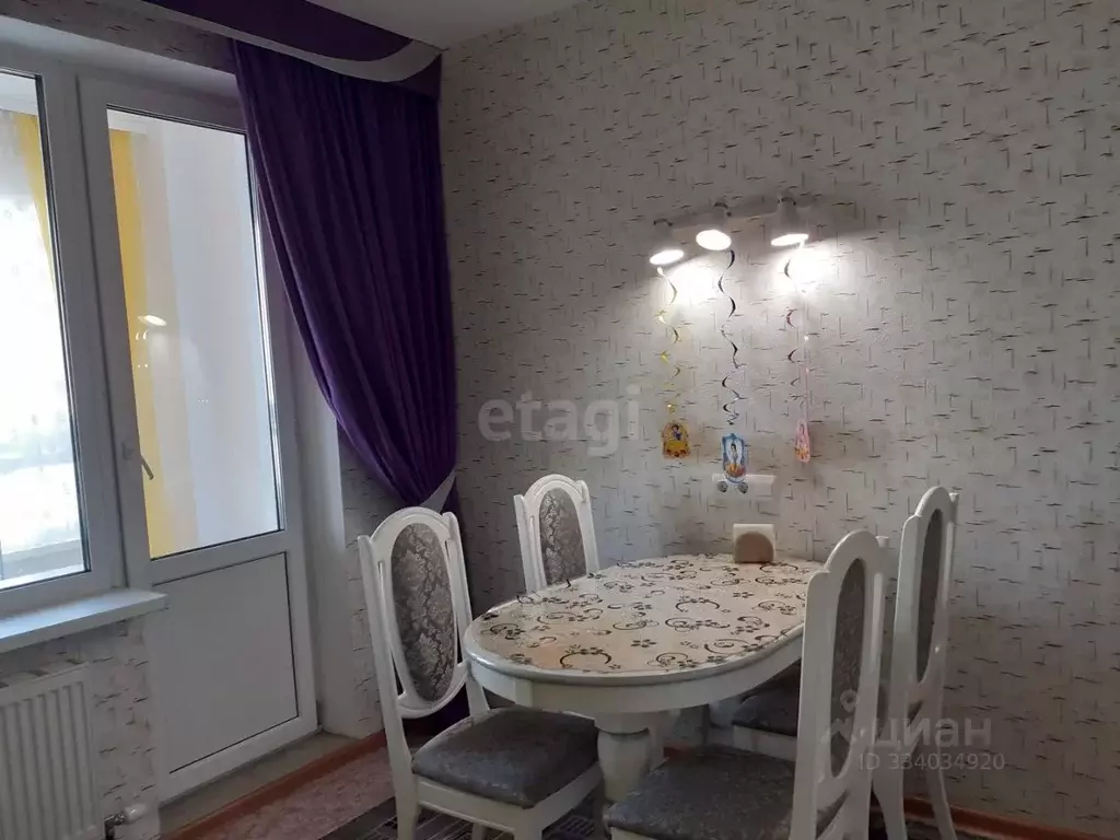 3-к кв. Башкортостан, Уфа ул. Мира, 8 (83.3 м) - Фото 2