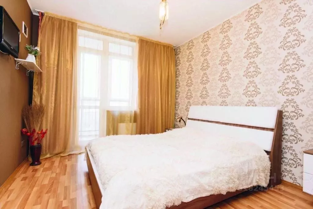 1-к кв. Свердловская область, Екатеринбург ул. Малышева, 4Б (55.0 м) - Фото 0