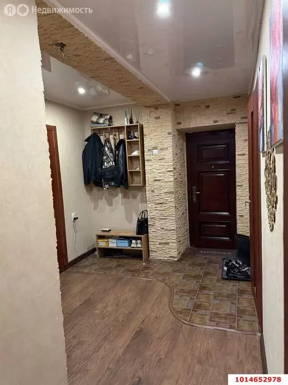 3-комнатная квартира: Приморско-Ахтарск, улица Комиссара Шевченко, ... - Фото 0