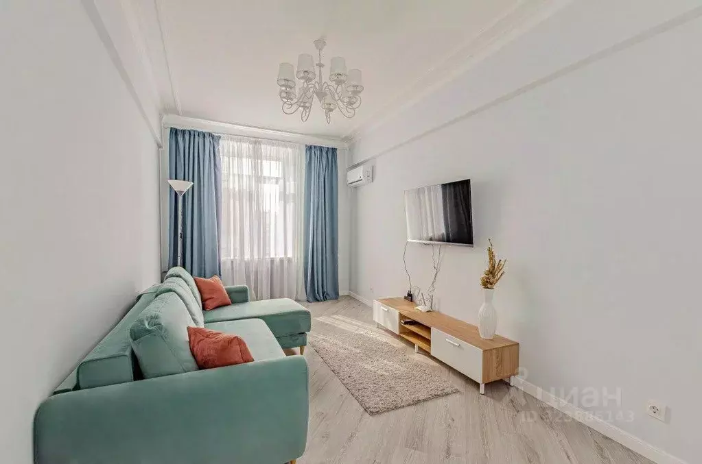 1-к кв. Татарстан, Казань ул. Парижской Коммуны, 4 (45.0 м) - Фото 1