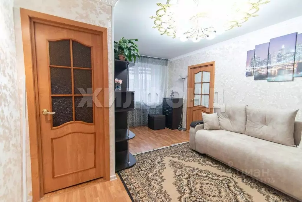 2-к кв. Алтайский край, Барнаул Тимуровская ул., 29 (40.3 м) - Фото 1