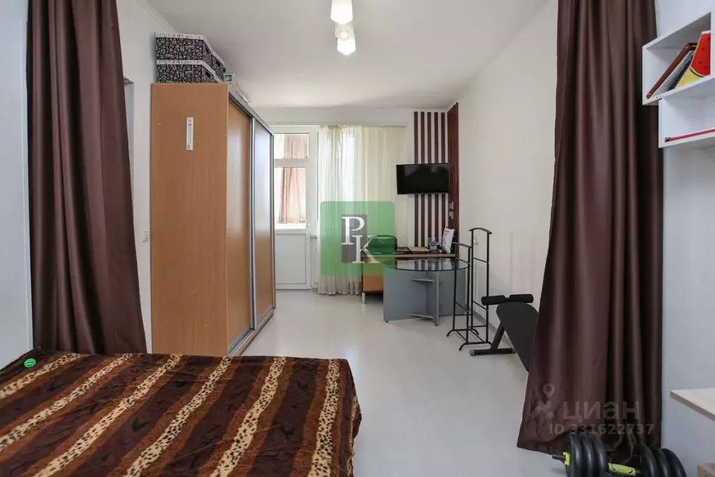 1-к кв. Севастополь просп. Октябрьской Революции, 20 (36.4 м) - Фото 1