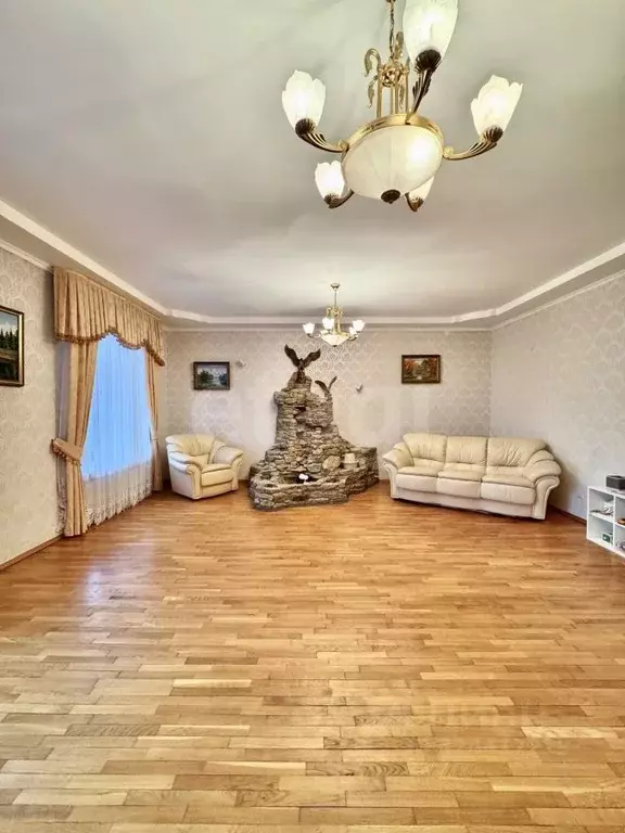 4-к кв. Татарстан, Казань ул. Калинина, 10 (158.0 м) - Фото 1