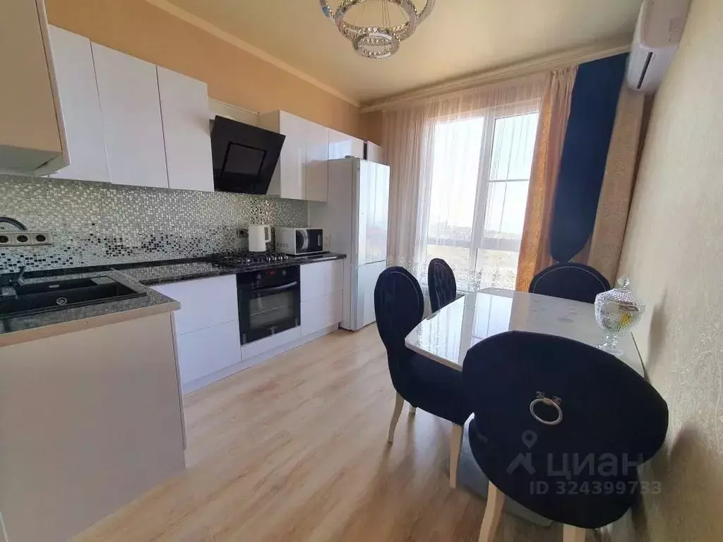 2-к кв. Краснодарский край, Сочи Целинная ул., 14Д (85.0 м) - Фото 1