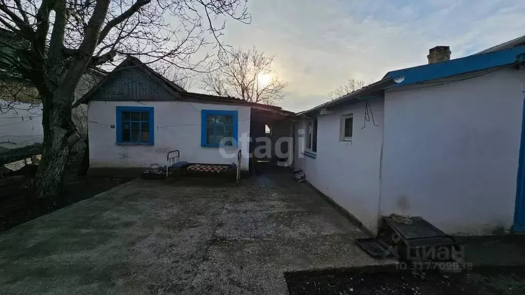 Дом в Крым, Белогорский район, с. Цветочное ул. Черкасская, 25 (54 м) - Фото 1