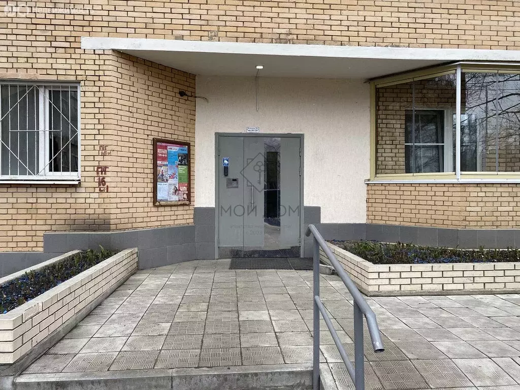 3-комнатная квартира: Москва, Загородное шоссе, 9к1 (69 м) - Фото 1