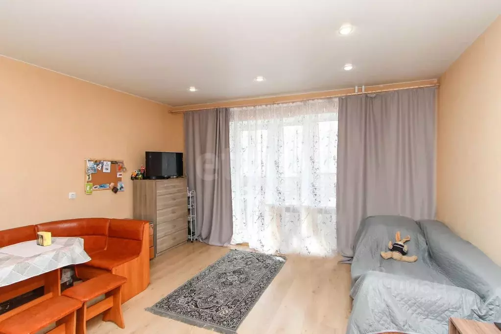 Студия Тюменская область, Тюмень Интернациональная ул., 199к1 (33.43 ... - Фото 1