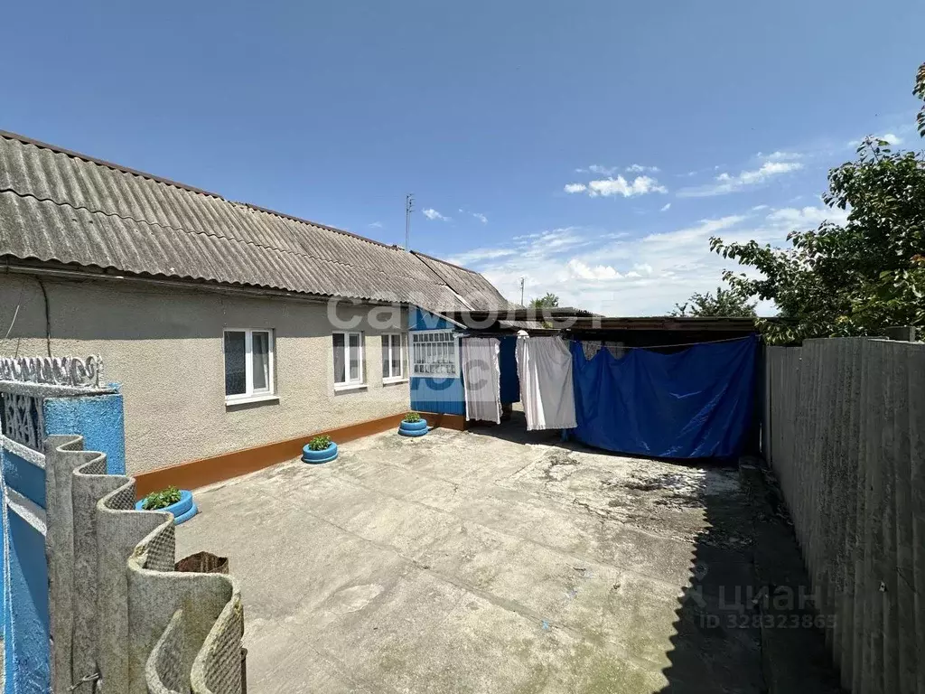 Дом в Кабардино-Балкария, Терек Урванская ул., 18 (50 м) - Фото 1