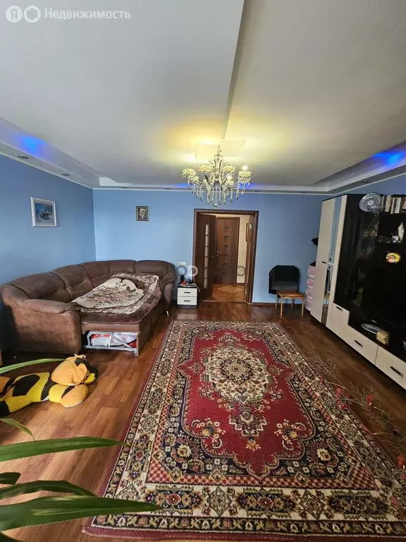 2-комнатная квартира: Саратов, Песочная улица, 1 (82.9 м) - Фото 2