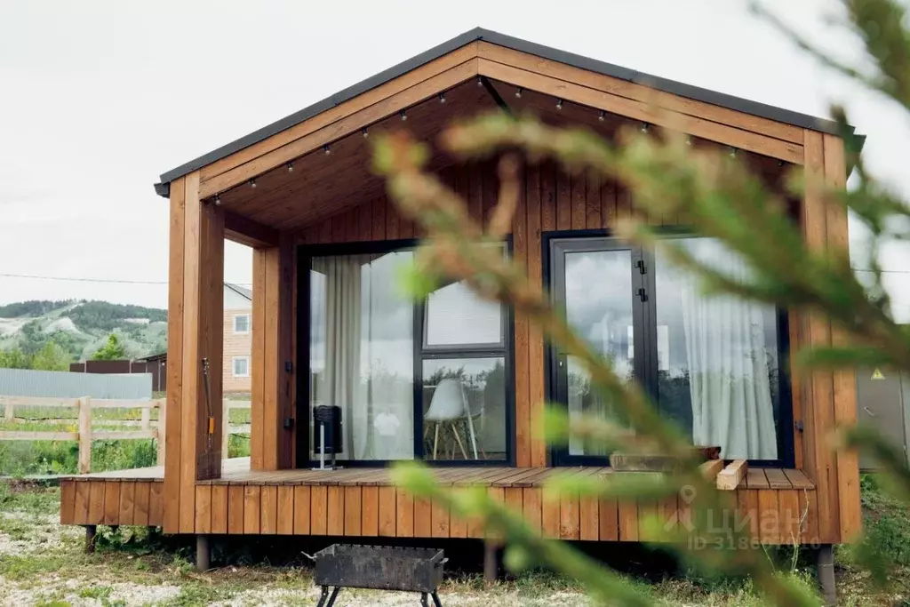 Дом в Саратовская область, Хвалынск ул. Российской Республики, 1Я/1 ... - Фото 1