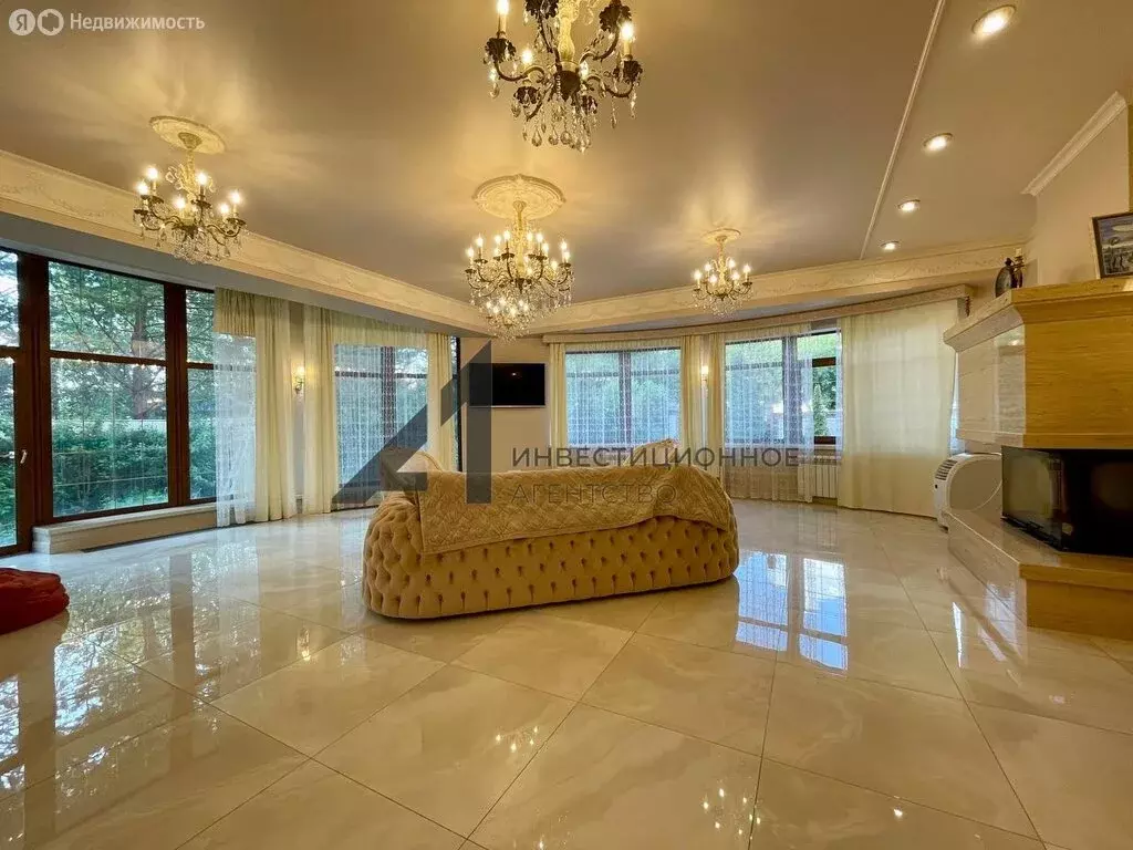 Дом в деревня Патрушева, Звёздная улица, 22 (300 м) - Фото 0