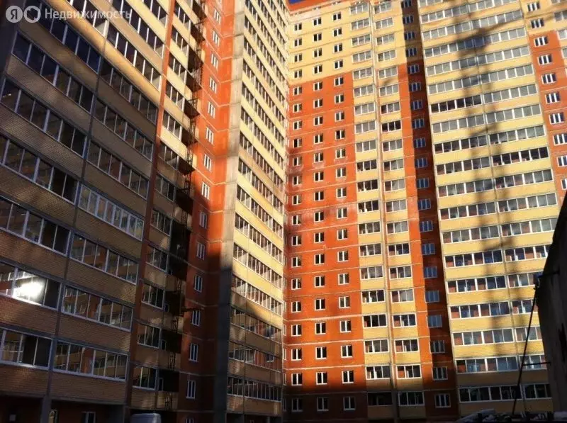 1-комнатная квартира: посёлок городского типа Октябрьский, микрорайон ... - Фото 2