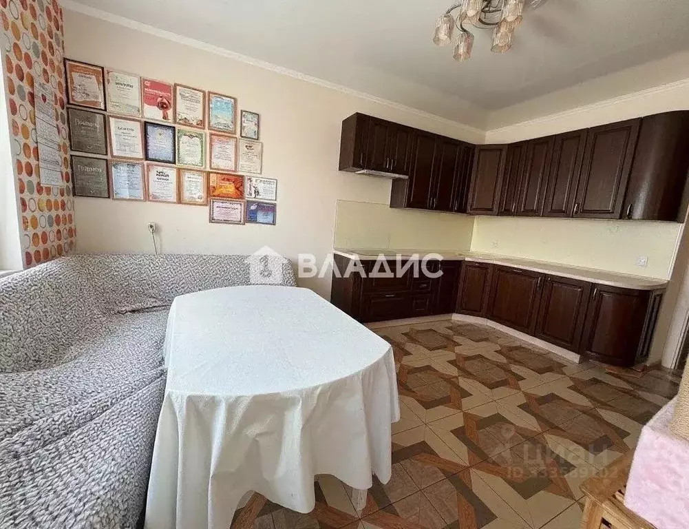 2-к кв. Белгородская область, Белгород ул. Костюкова, 11В (85.0 м) - Фото 1