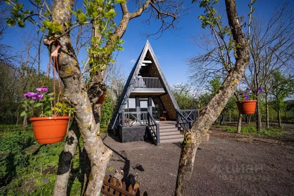 Дом в Ставропольский край, Андроповский муниципальный округ, с. ... - Фото 1