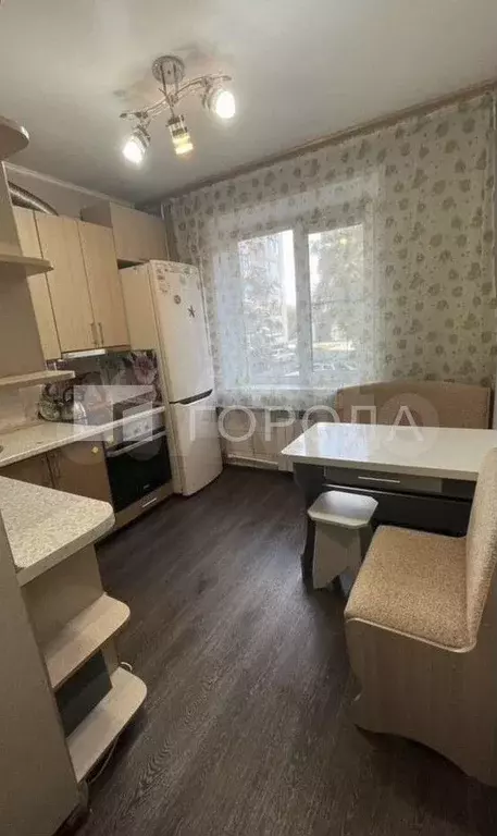 1-к. квартира, 35 м, 1/9 эт. - Фото 1