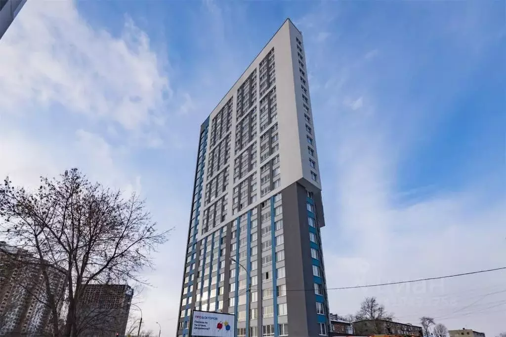 Комната Свердловская область, Екатеринбург ул. Стрелочников, 2 (10.0 ... - Фото 0