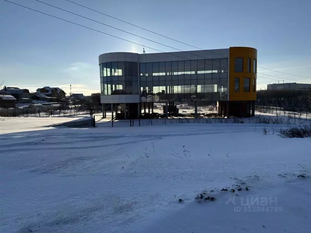 Помещение свободного назначения в Татарстан, Набережные Челны ул. ... - Фото 0