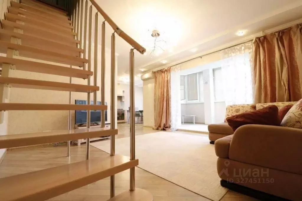 3-к кв. Татарстан, Казань Меридианная ул., 10 (90.0 м) - Фото 1