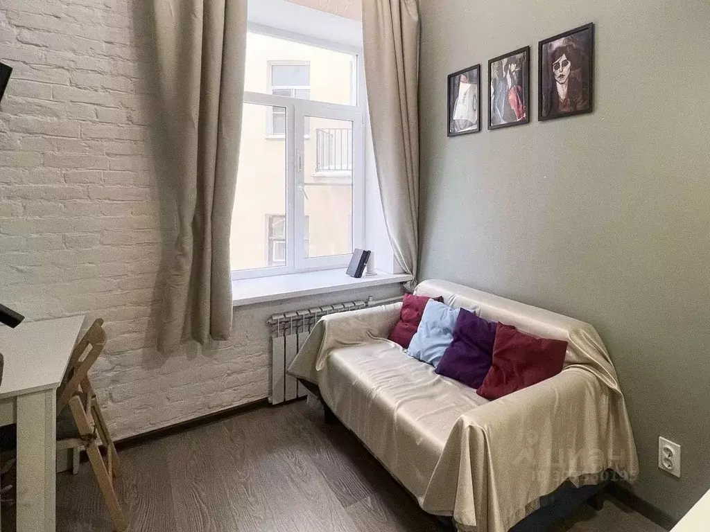 Студия Санкт-Петербург ул. Достоевского, 30 (17.0 м) - Фото 1