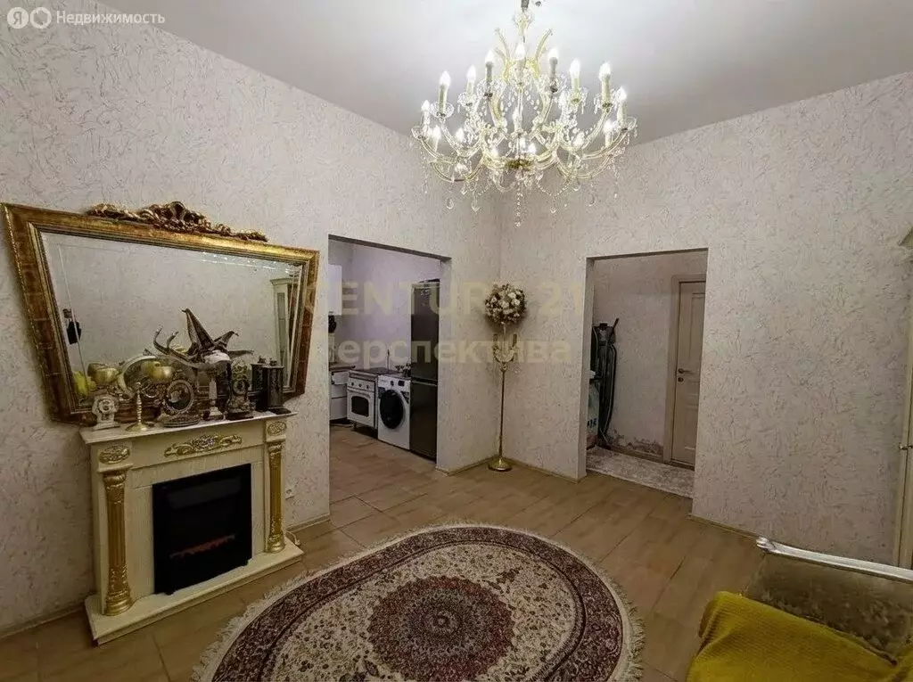 3-комнатная квартира: посёлок городского типа Октябрьский, улица 60 ... - Фото 2