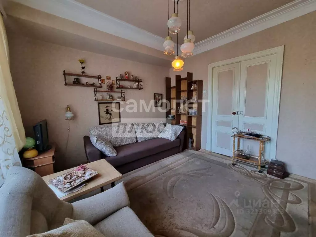 2-к кв. Брянская область, Брянск Комсомольская ул., 3 (55.8 м) - Фото 1