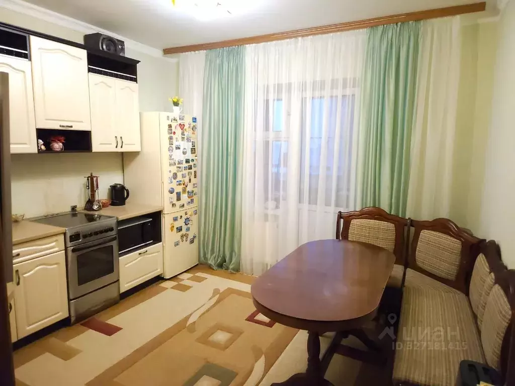 3-к кв. Белгородская область, Старый Оскол Буденного мкр, 5 (63.0 м) - Фото 1