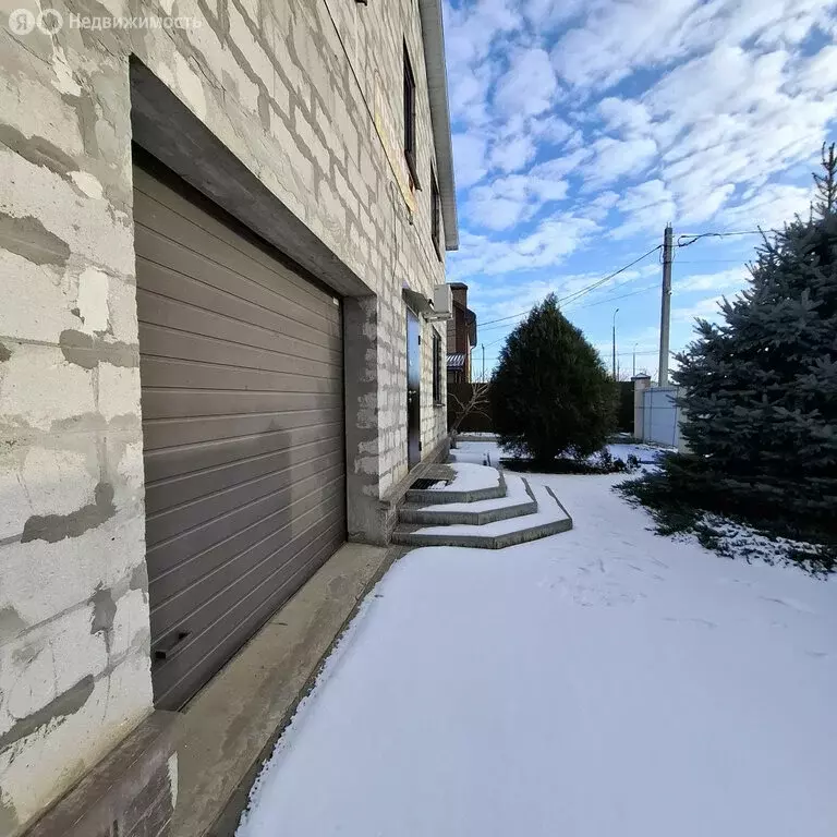 Дом в Волгодонск, Лазоревый проспект (250 м) - Фото 2