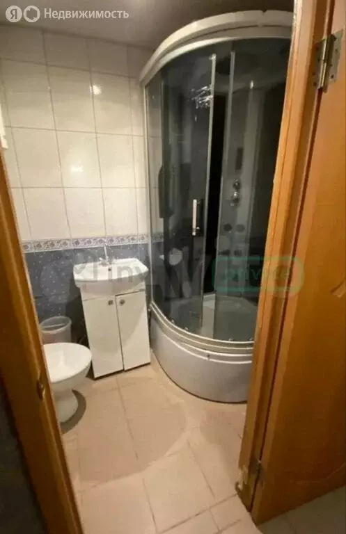 1-комнатная квартира: Калининград, Красная улица, 127 (18.2 м) - Фото 2