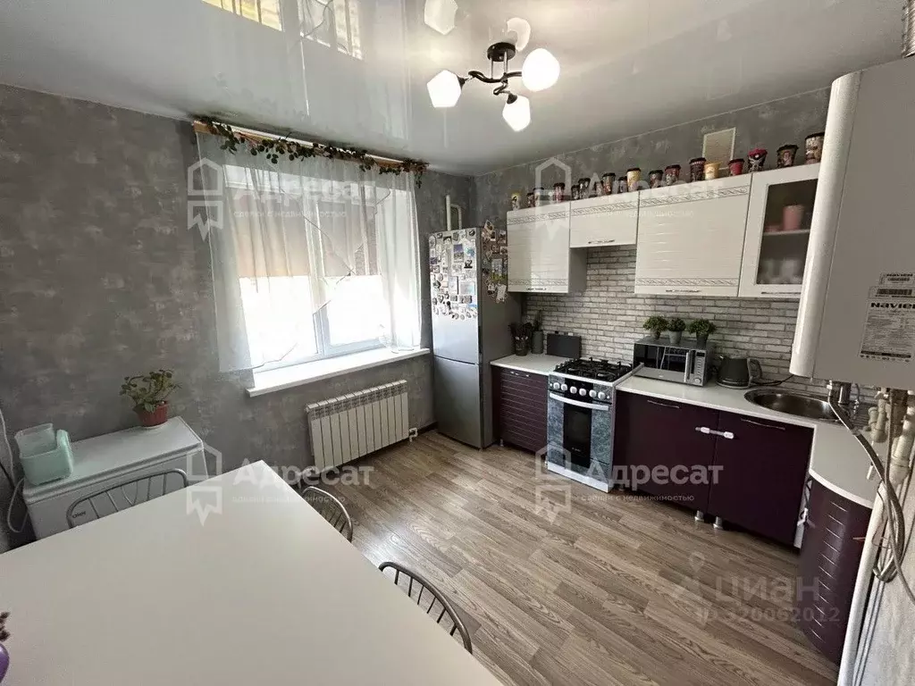 2-к кв. Волгоградская область, Волгоград ул. Бабича, 12 (62.2 м) - Фото 0