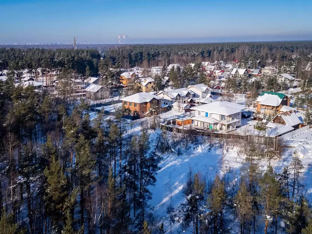 Дом в Ленинградская область, Всеволожск Колхозная ул., 46 (305 м) - Фото 1