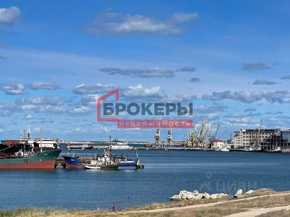 2-к кв. Севастополь ул. Братьев Манганари, 30к1 (63.8 м) - Фото 0