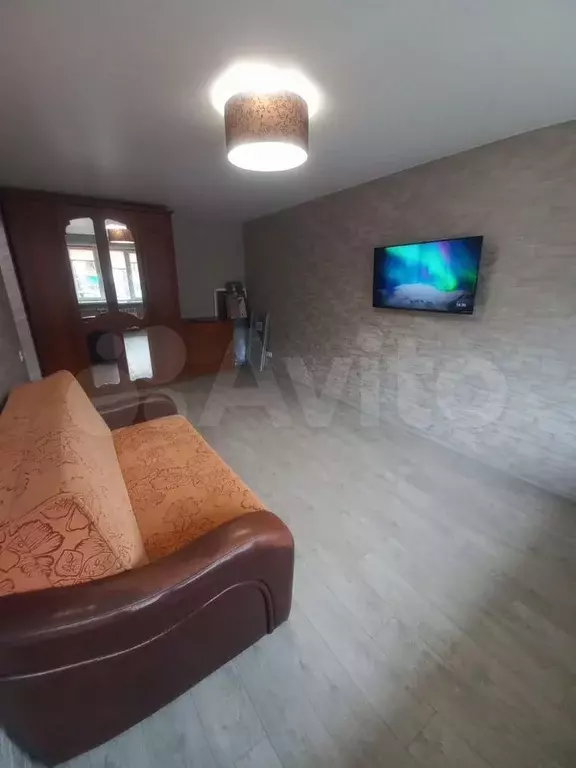 1-к. квартира, 35 м, 2/9 эт. - Фото 0