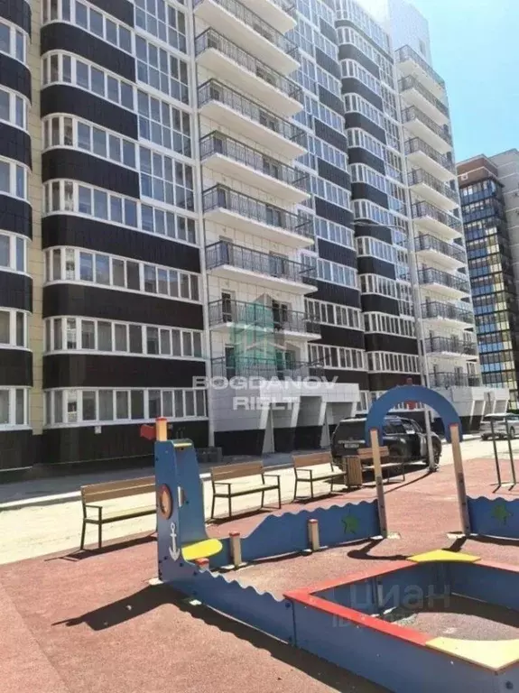 Студия Омская область, Омск ул. Б.Г. Шаронова, 29 (23.0 м) - Фото 2