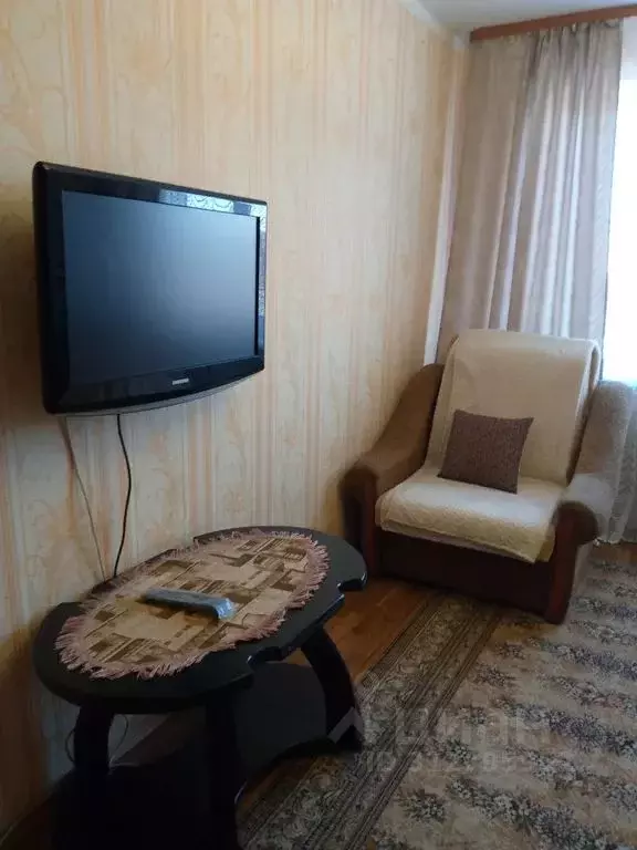 1-к кв. Нижегородская область, Выкса ул. Симы Битковой, 28В (35.0 м) - Фото 1