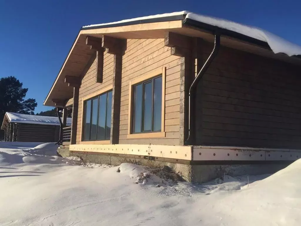 Дом в Алтай, Турочакский район, с. Артыбаш Телецкая ул., 68 (80 м) - Фото 1