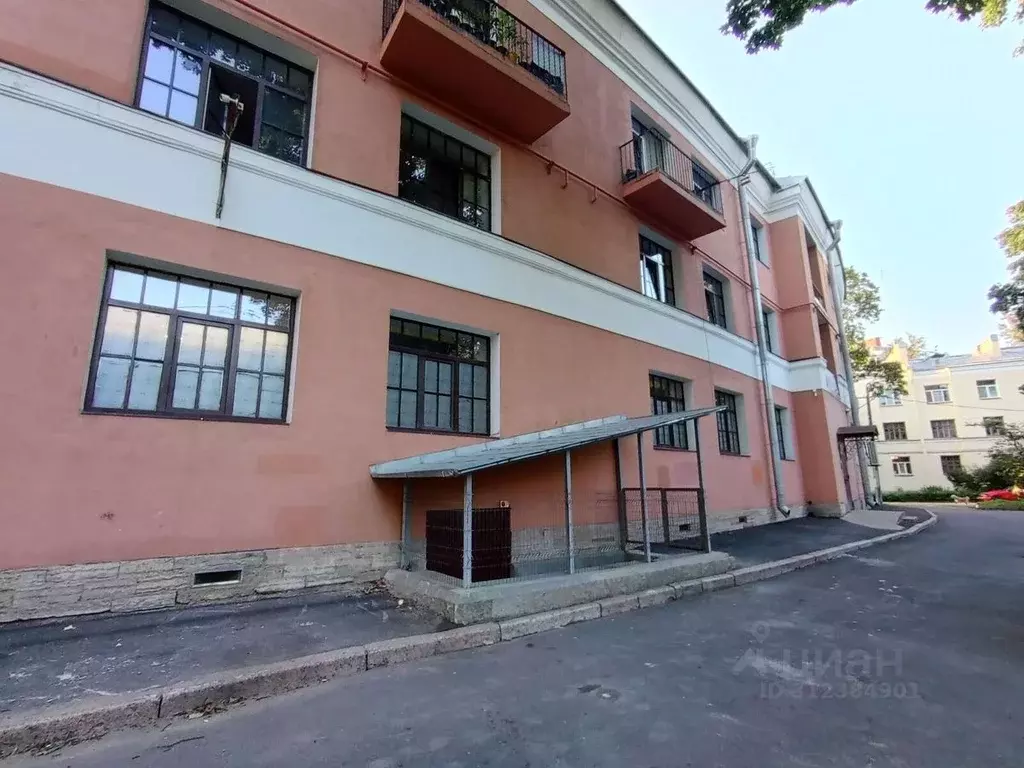 Торговая площадь в Санкт-Петербург ул. Бабушкина, 18 (158 м) - Фото 1