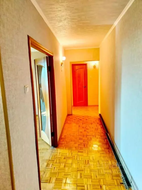 3-к кв. Ульяновская область, Ульяновск ул. Врача Михайлова, 36 (66.0 ... - Фото 2