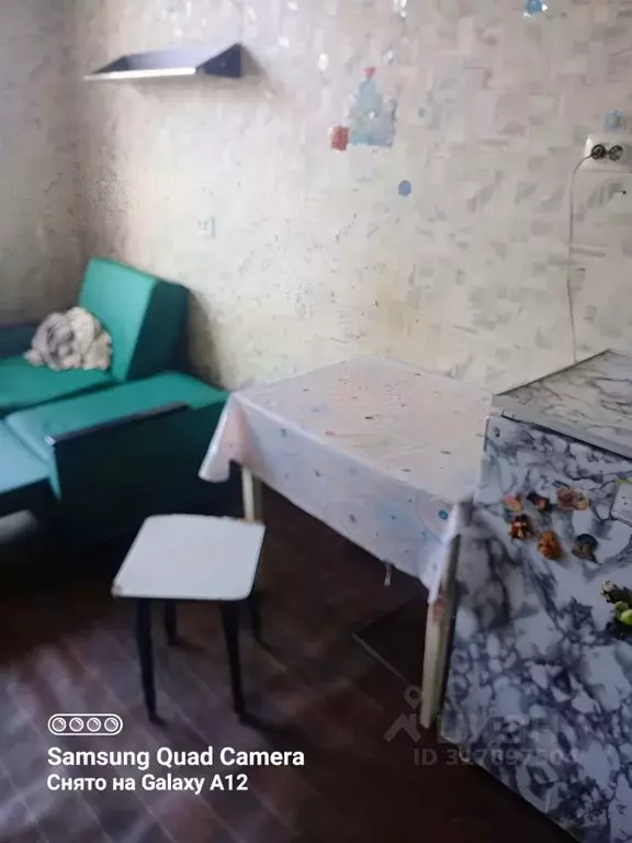 Комната Иркутская область, Иркутск ул. Розы Люксембург, 182 (13.0 м) - Фото 1