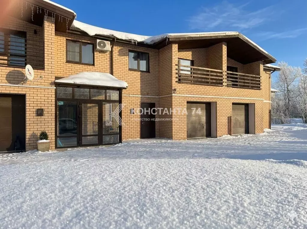 Таунхаус в Челябинская область, Челябинск Балтийская ул., 19 (167 м) - Фото 1